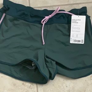 NWT Athleta Kata Surge Short-Small